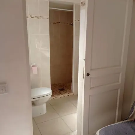 T3 53m² Dans Maison Ville, Terrasse, Jardinet Apartment